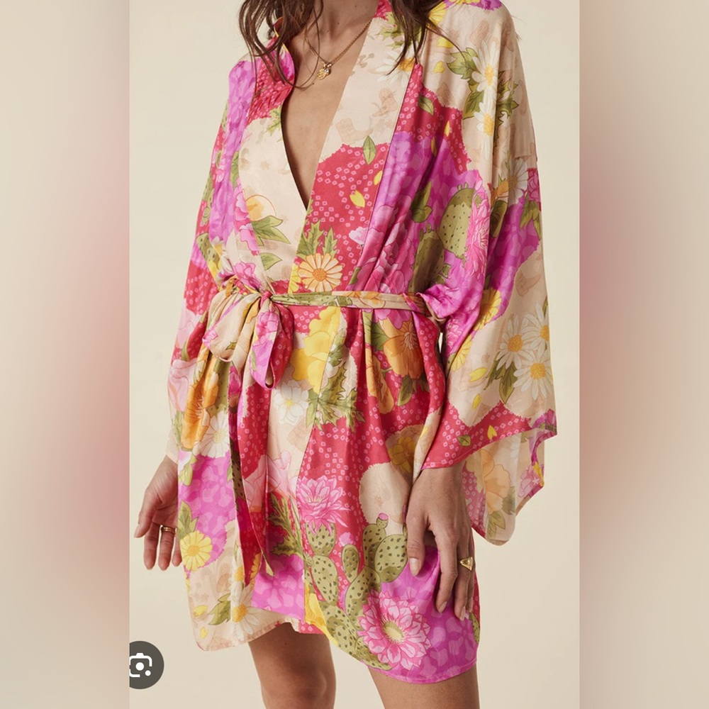 Spell Joshua Tree short robe 🌵 🌸🩷🌼 M/L